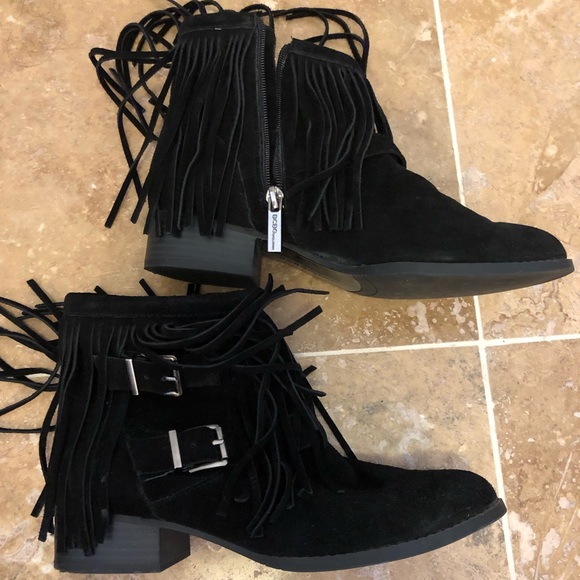 Boots - Picture 1 of 3